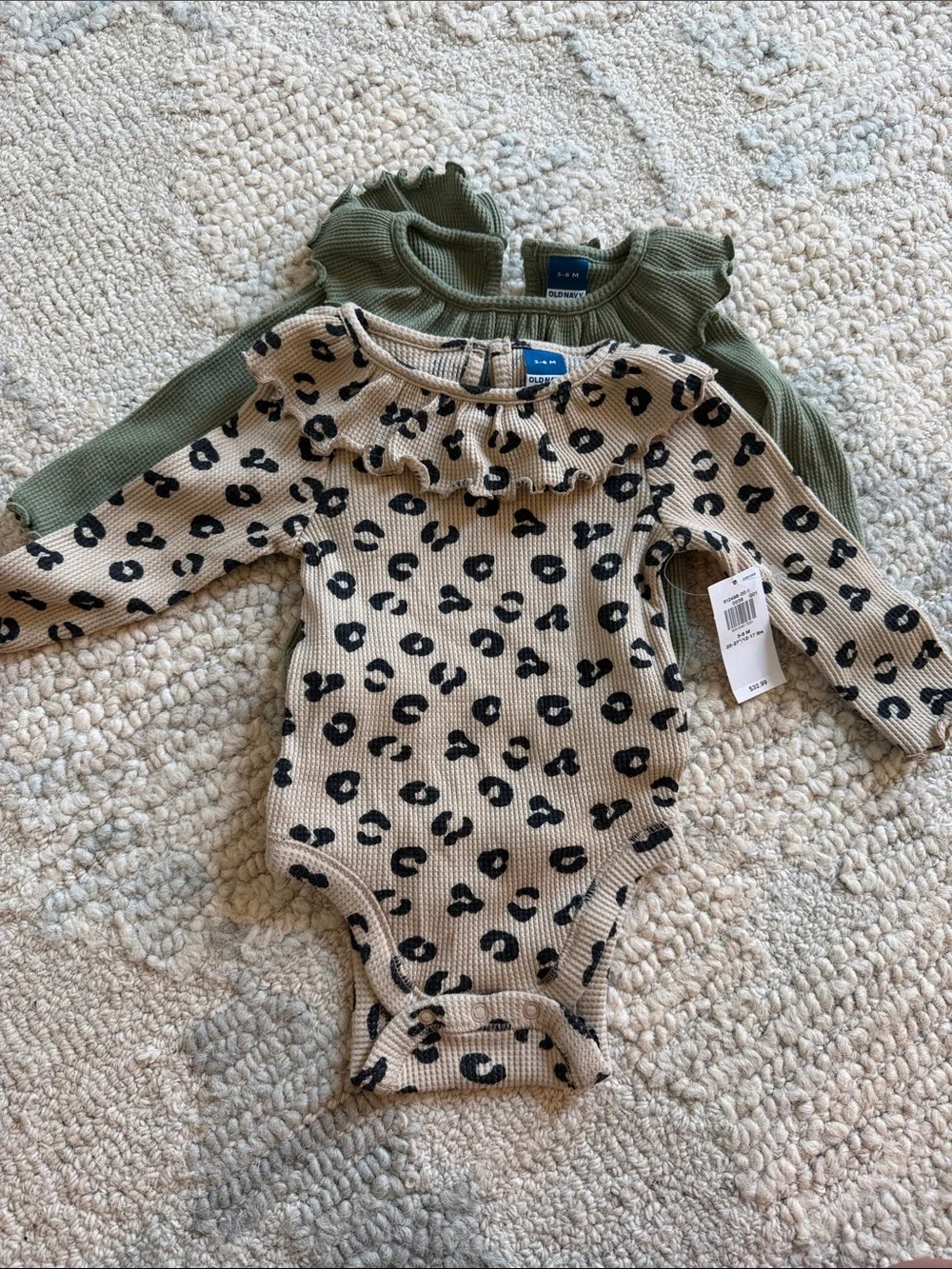 2 packOld Navy Beige Leopard and Olive Ruffle Long-Sleeve Bodysuit